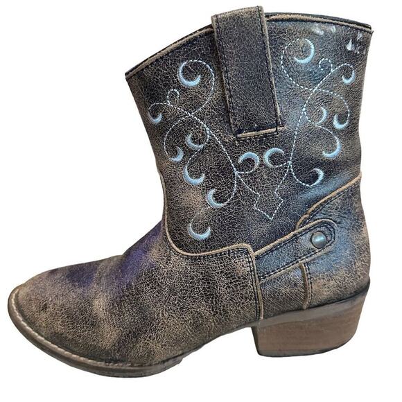 Sterling River women’s embroidered distressed leather western ankle boots size 7 - Picture 5 of 13